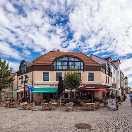 Stadt Aparthaus Waren  Bagian luar foto